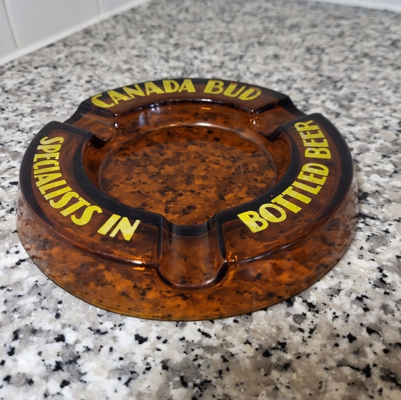 Vintage CANADA BUD Ashtray - Picture 3 of 4